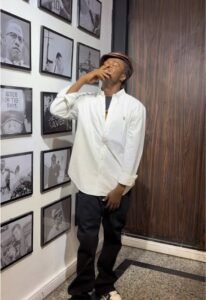Ayjay bobo biography